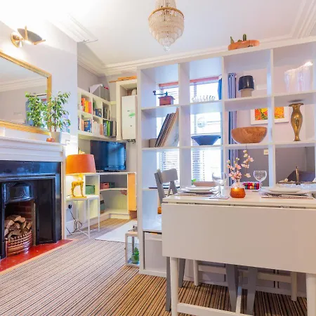 Guestready - Chic And Colourful Nelson'S Nest Apartmán *